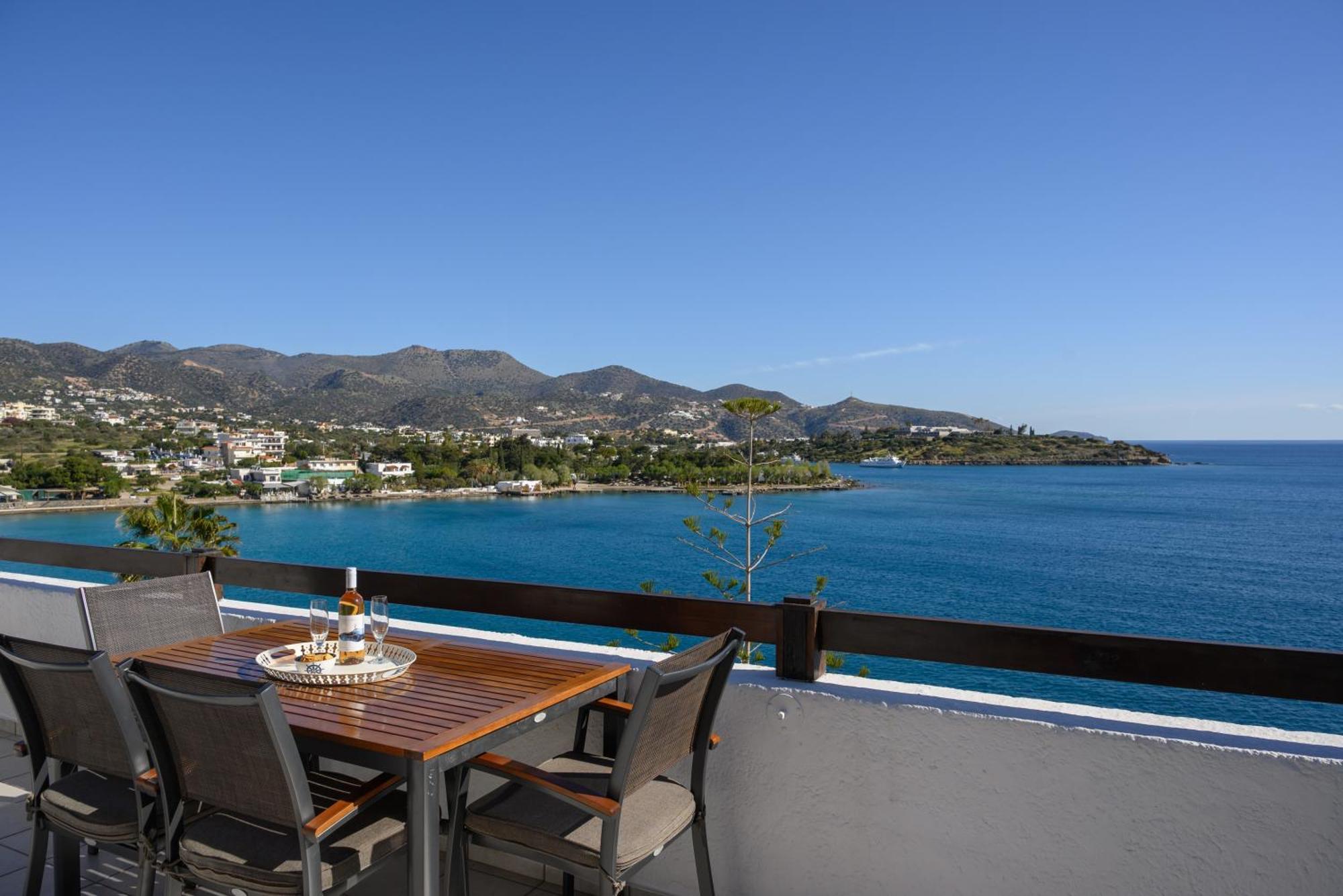 Horizon Central Apartment Amazing View アイオス・ニコラオス エクステリア 写真