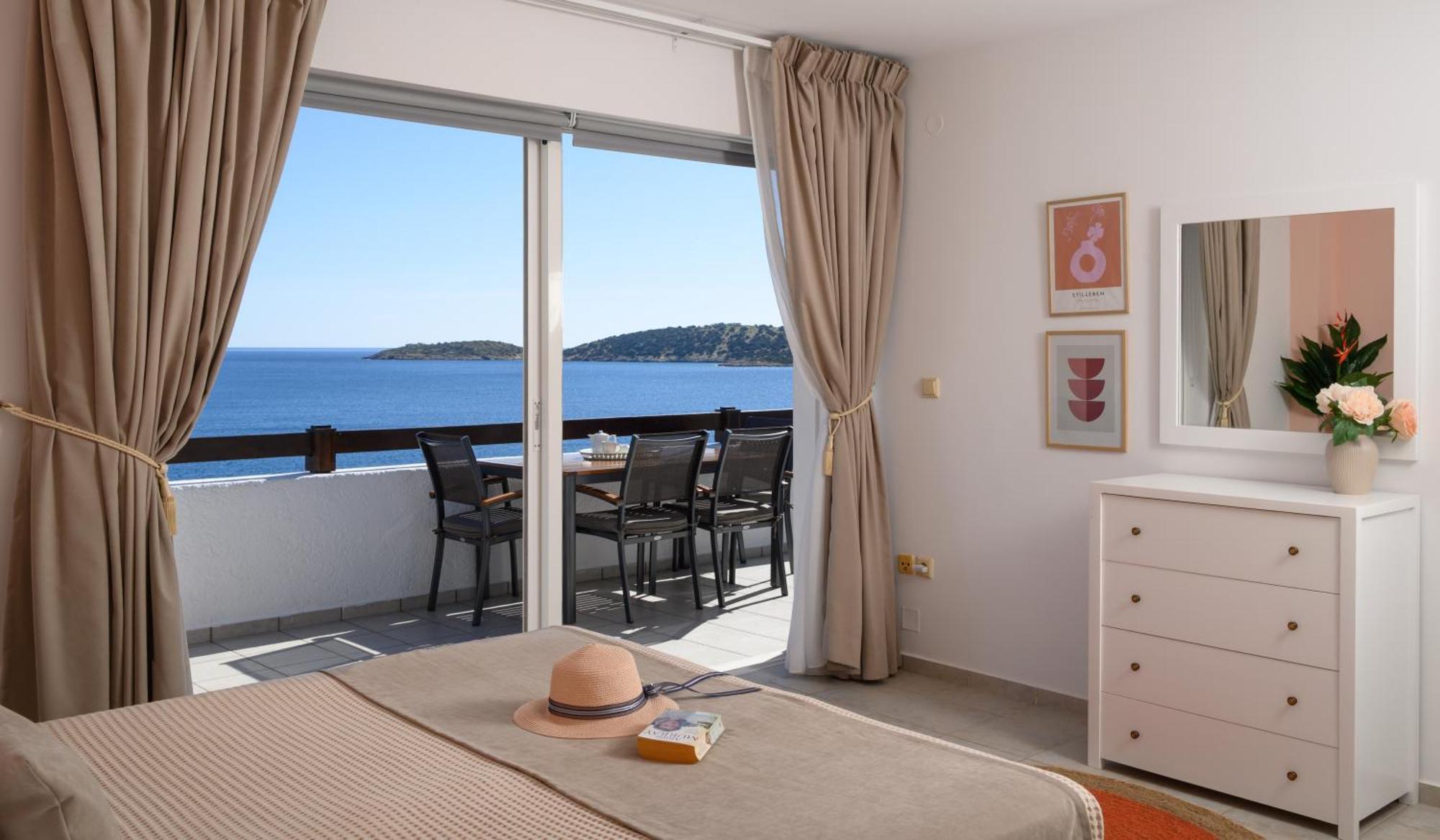 Horizon Central Apartment Amazing View アイオス・ニコラオス エクステリア 写真